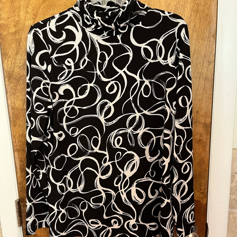 Susan Graver geometric top